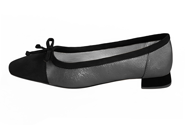 Matt black and dark silver women's ballet pumps, with low heels. Square toe. Flat flare heels. Profile view - Florence KOOIJMAN